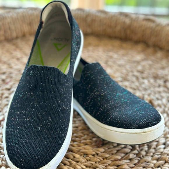 NurseMates Align Slip-On Sneakers - Picture 1 of 6
